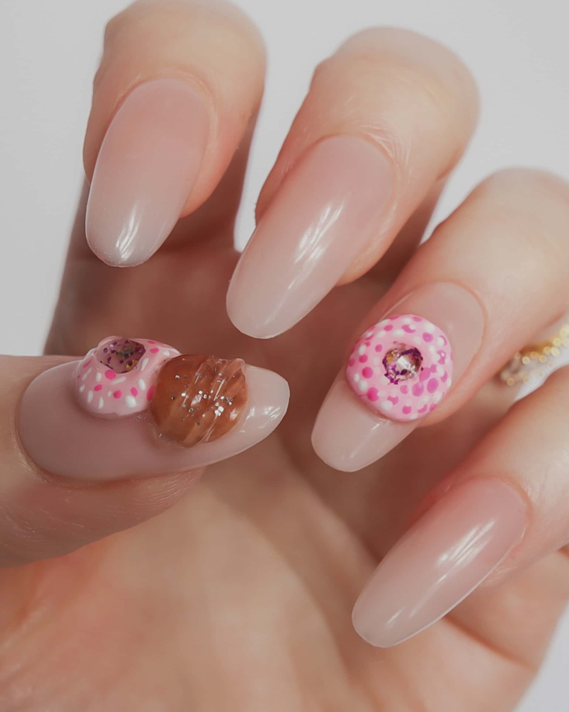 Doughnuts 3D nails. Reusable nail extensions. 