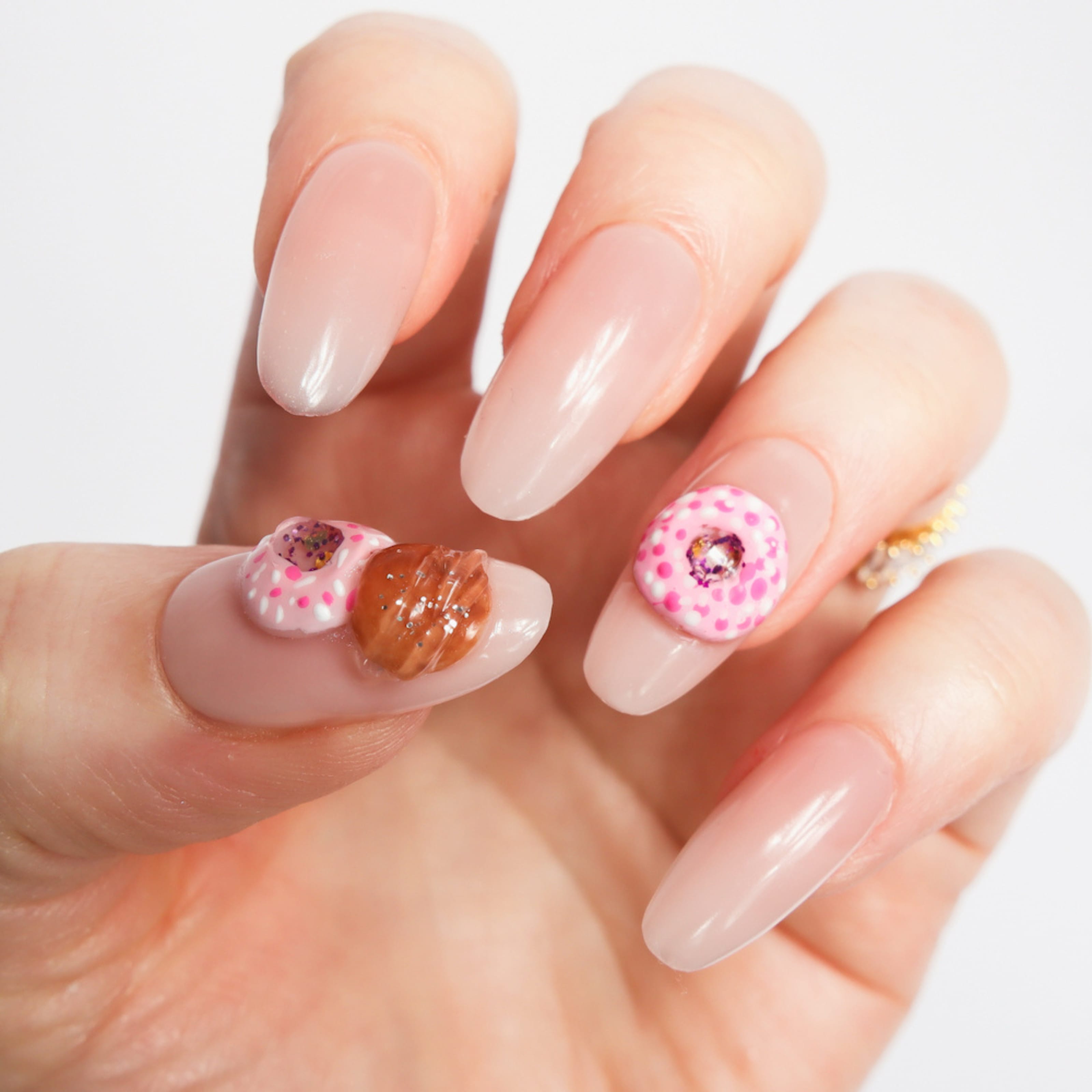 Doughnuts 3D nails. Reusable nail extensions. 