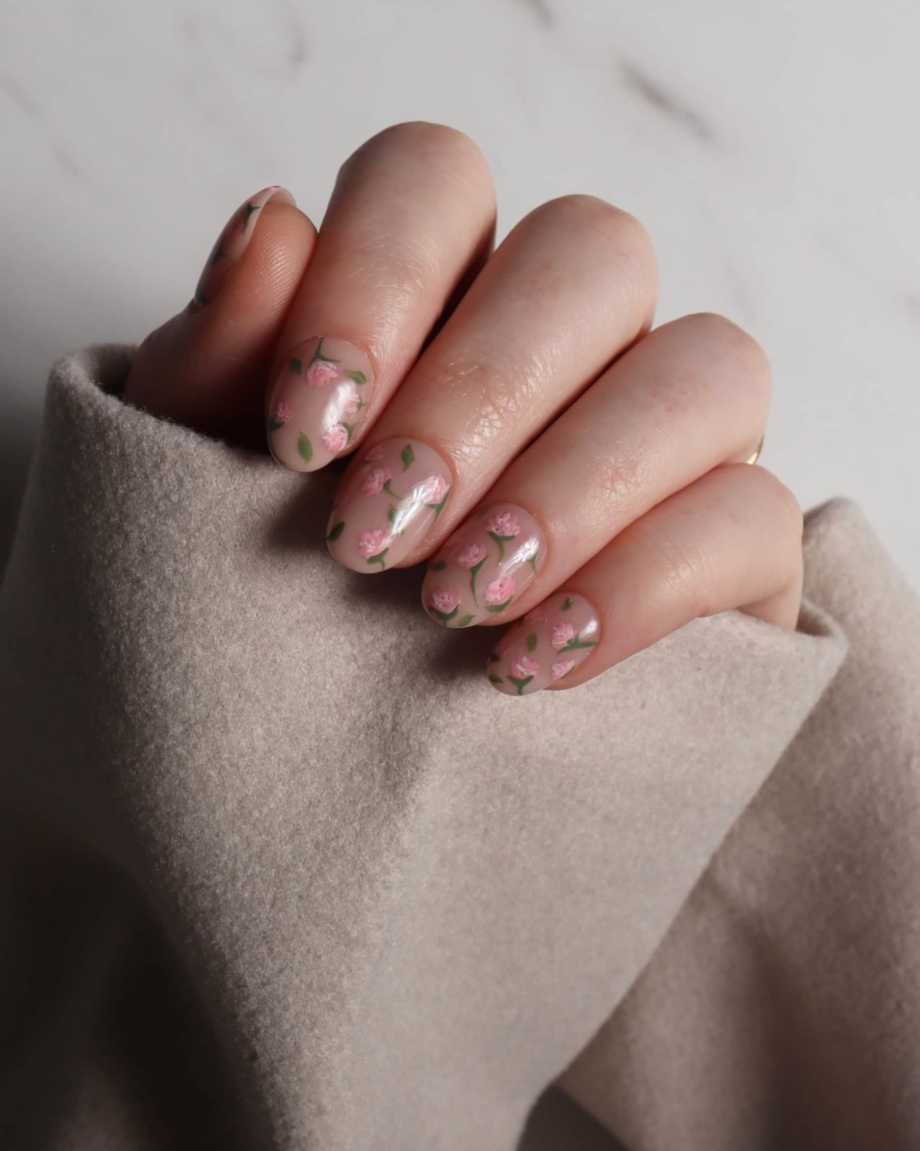 Fall florals nail art. Mismatched manicure. Reusable nail extensions. 