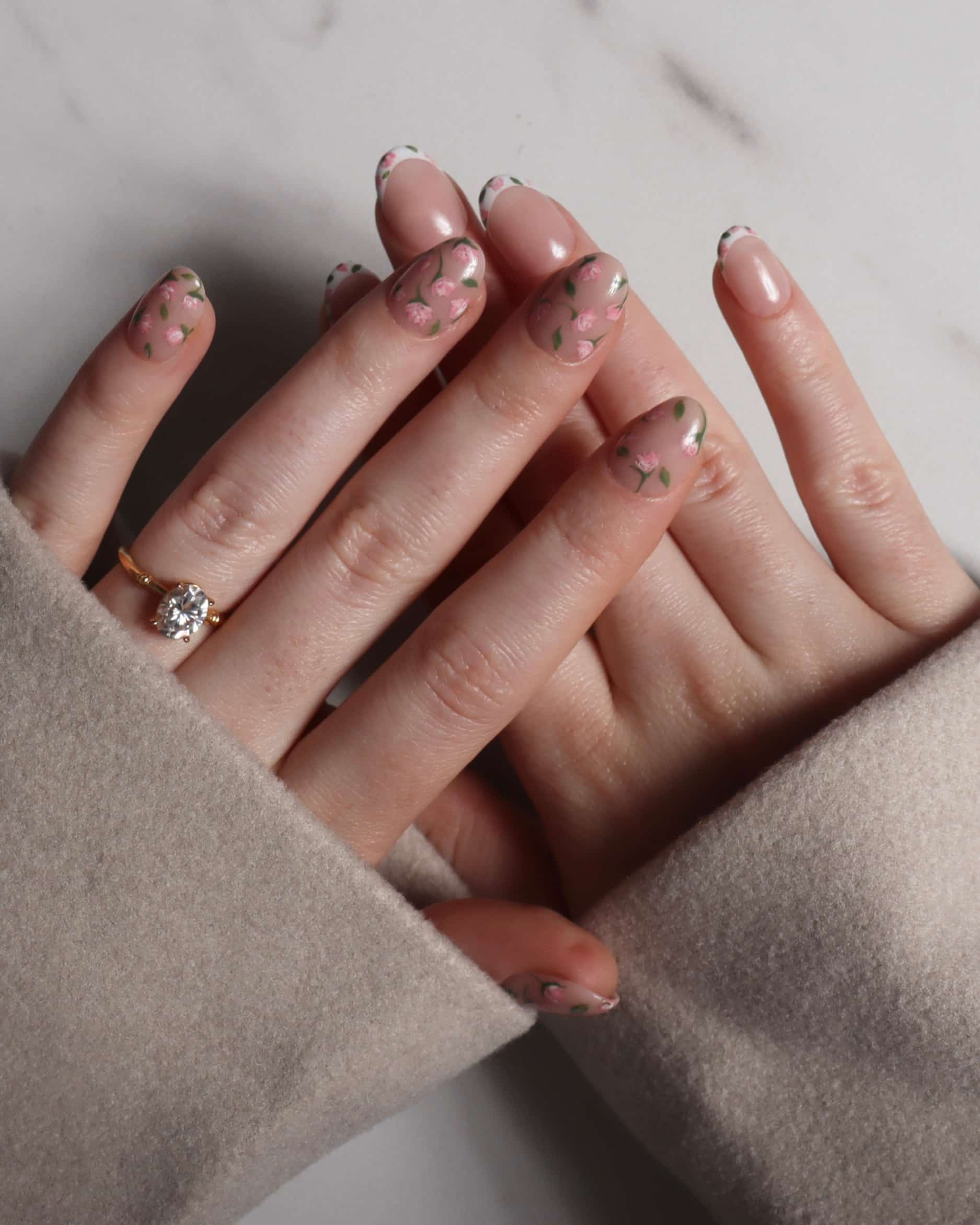 Fall florals nail art. Mismatched manicure. Reusable nail extensions. 