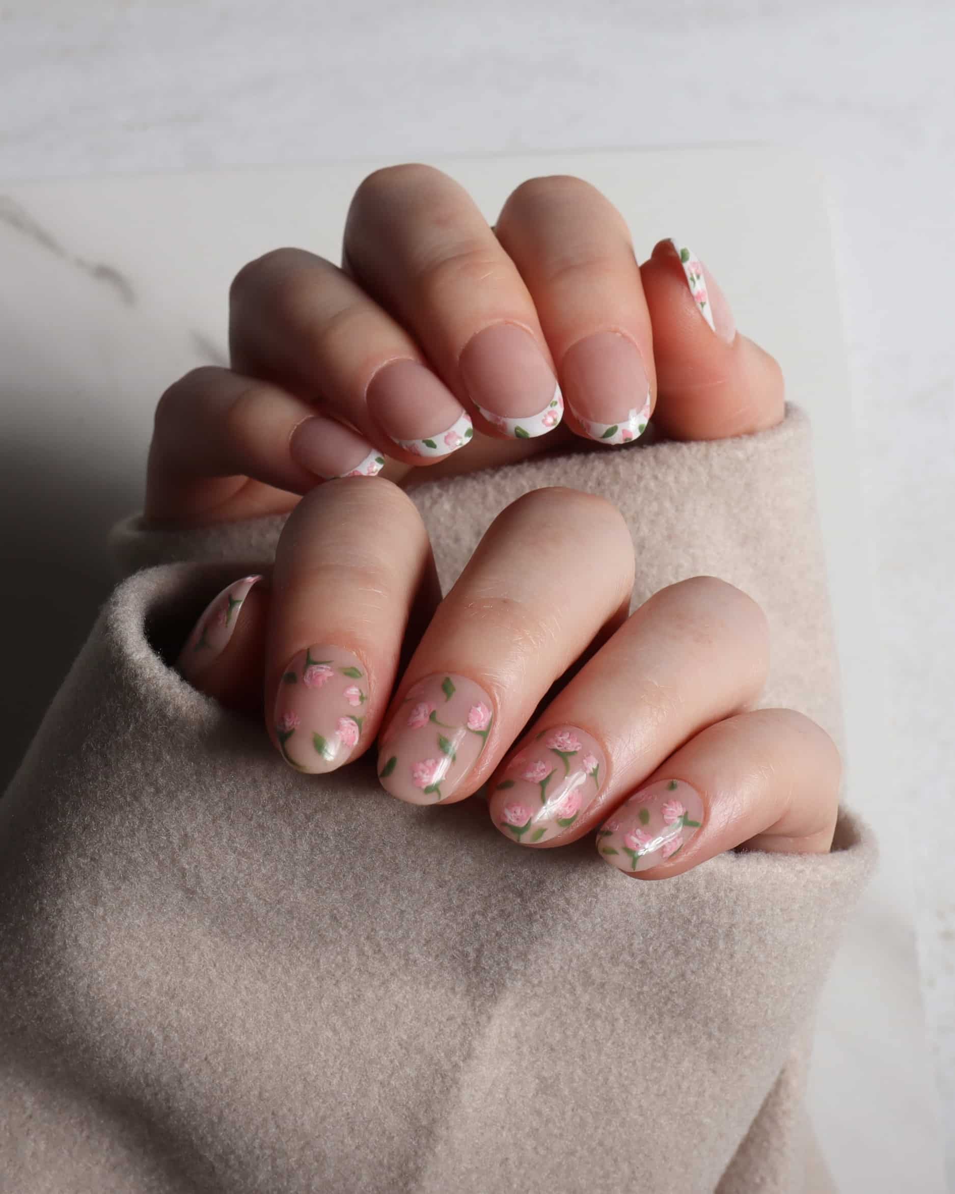 Fall florals nail art. Mismatched manicure. Reusable nail extensions. 