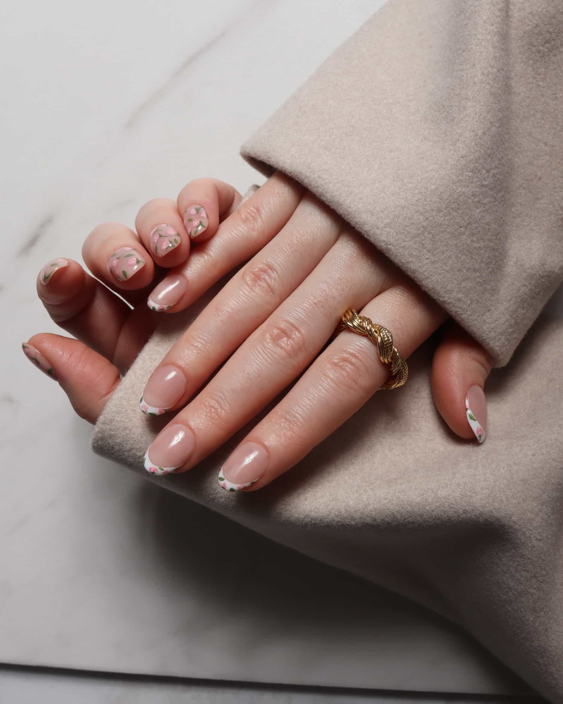 Fall florals nail art. Mismatched manicure. Reusable nail extensions. 