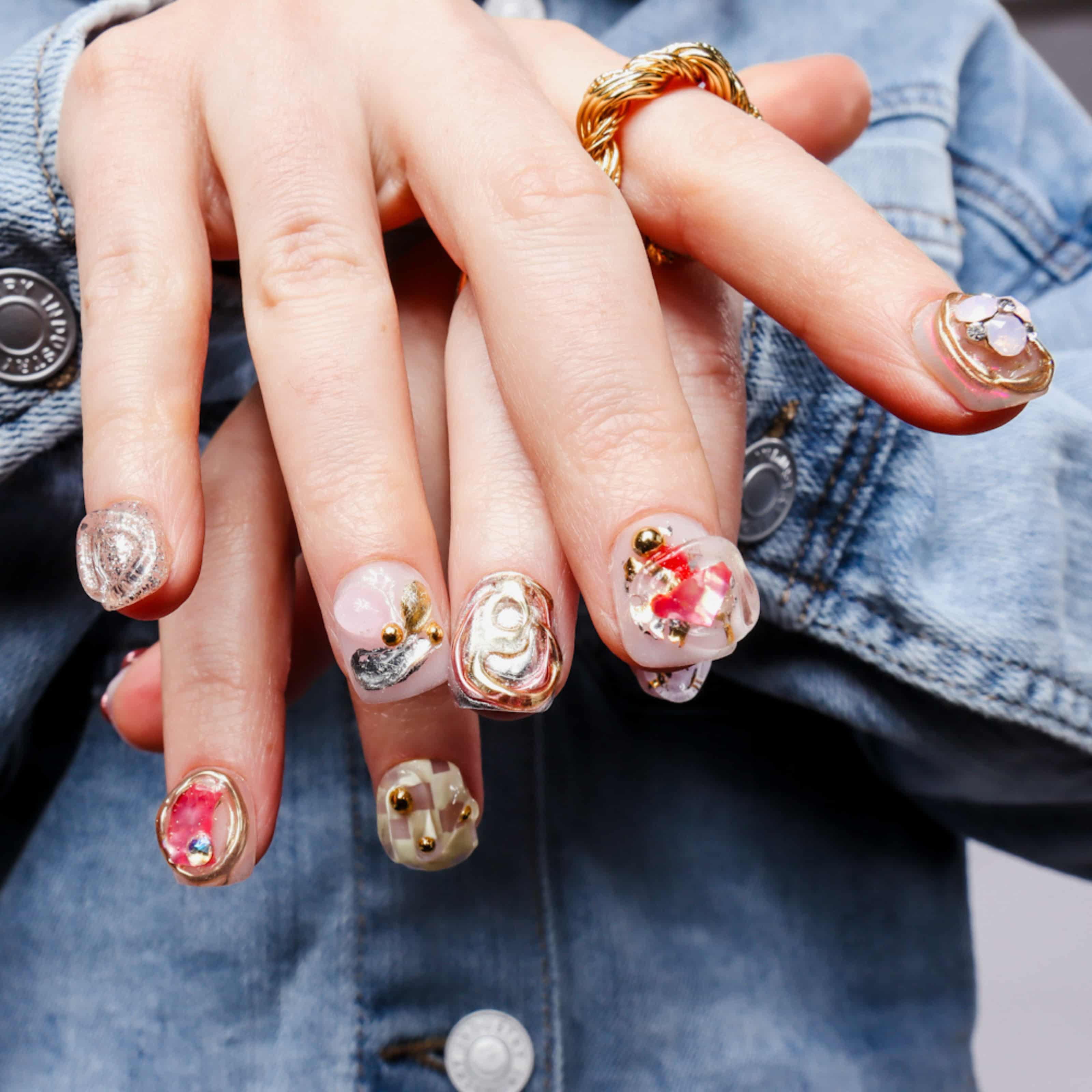 Maximalist nails. Reusable nail extensions. 