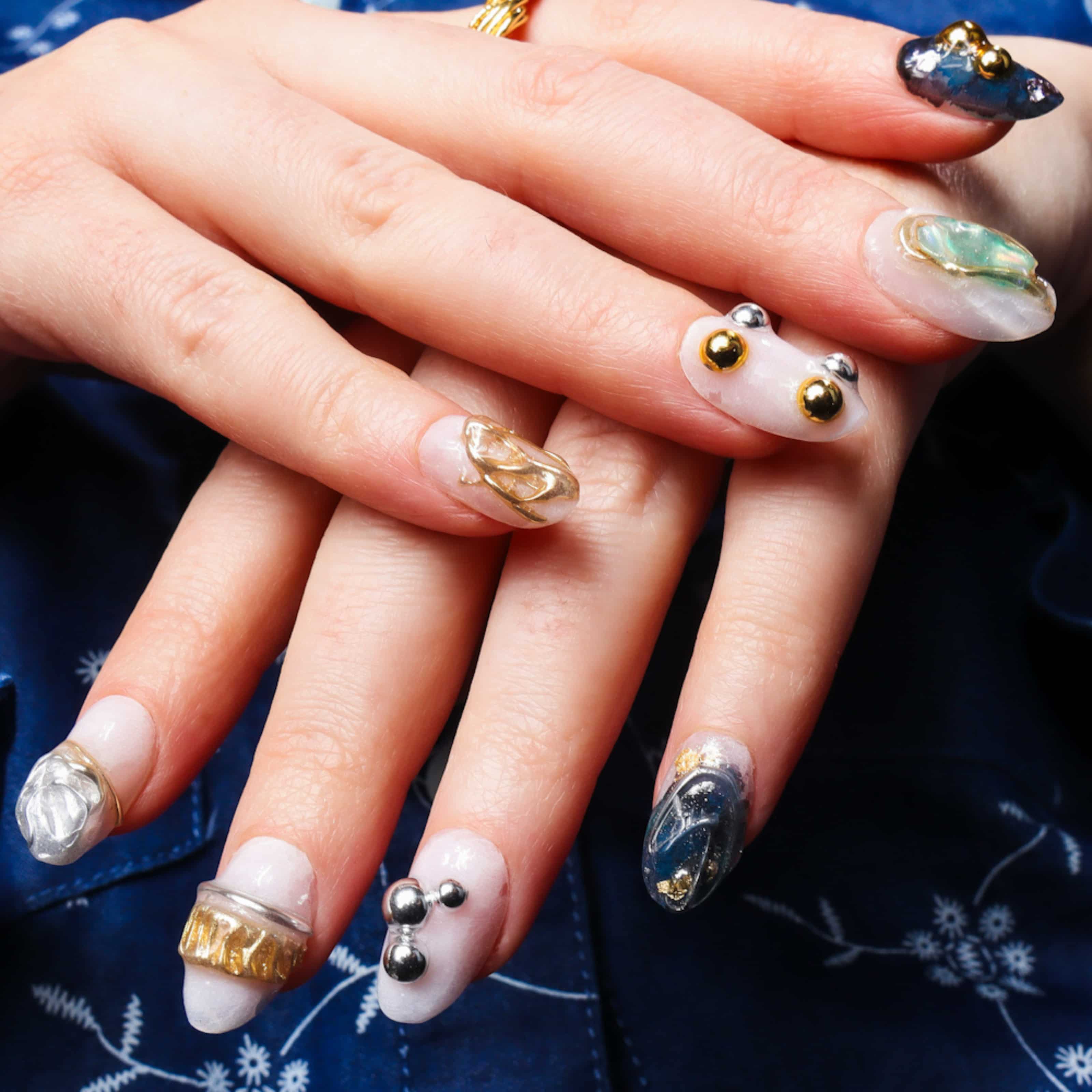 Maximalist nails. Reusable nail extensions. 