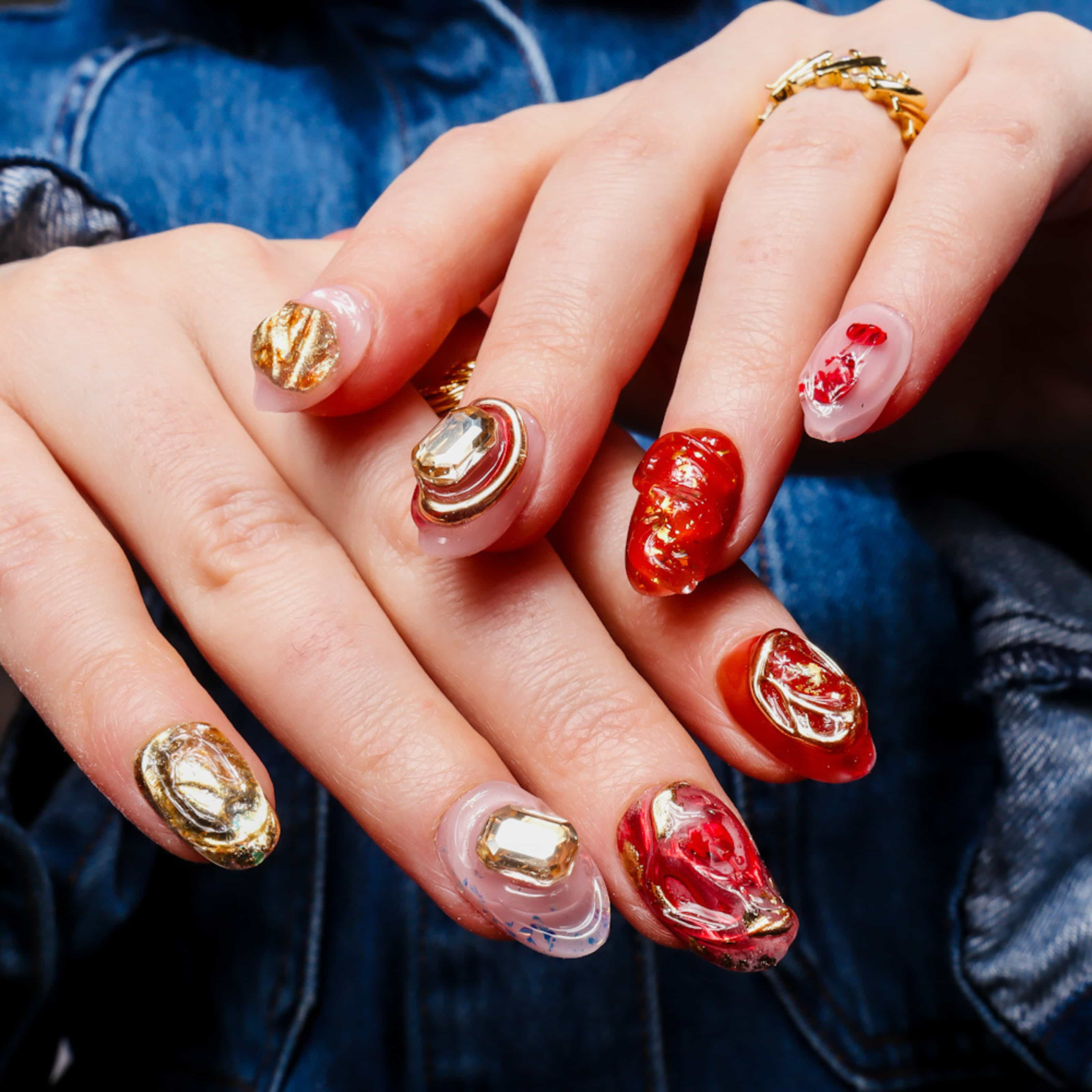 Maximalist nails. Reusable nail extensions. 