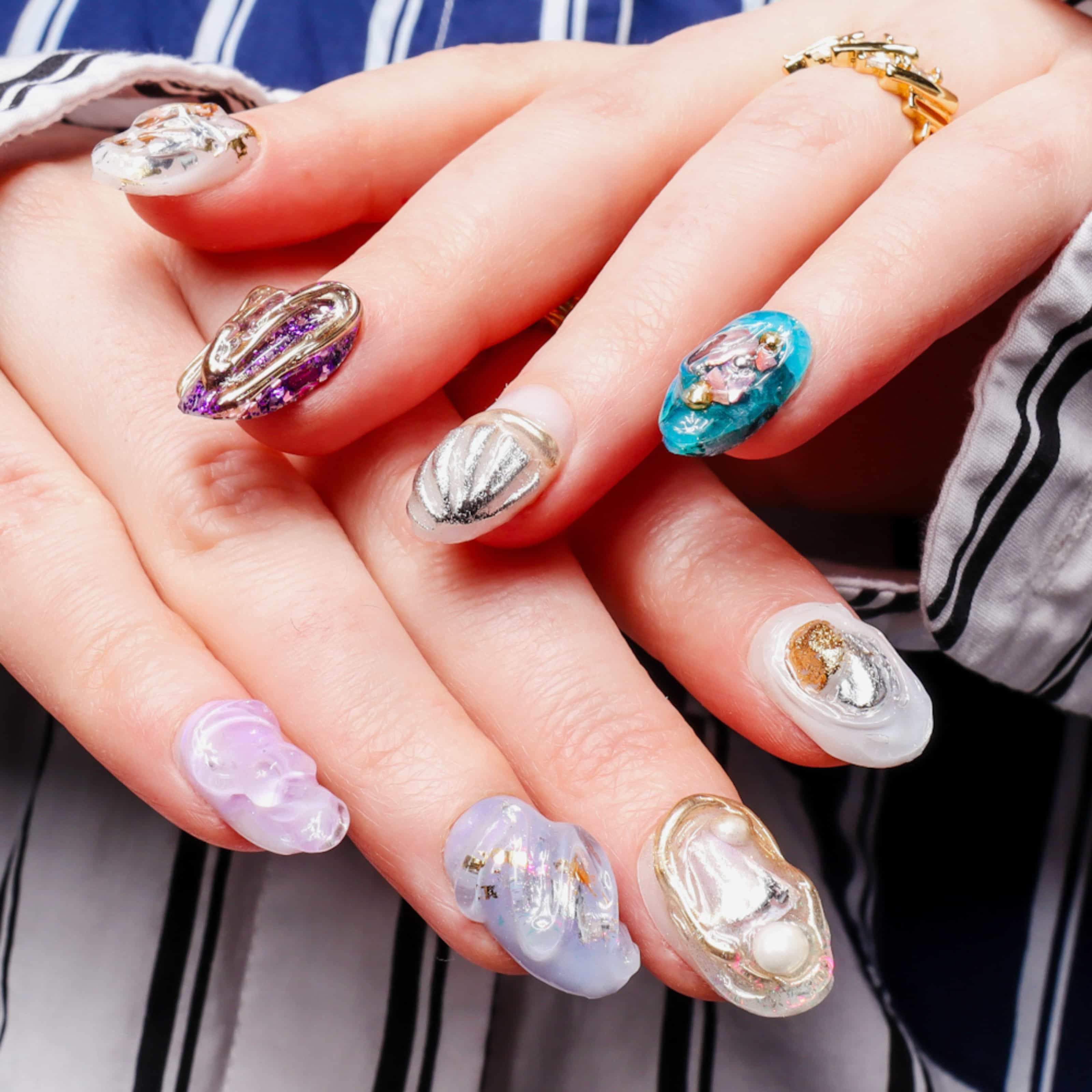Maximalist nails. Reusable nail extensions. 