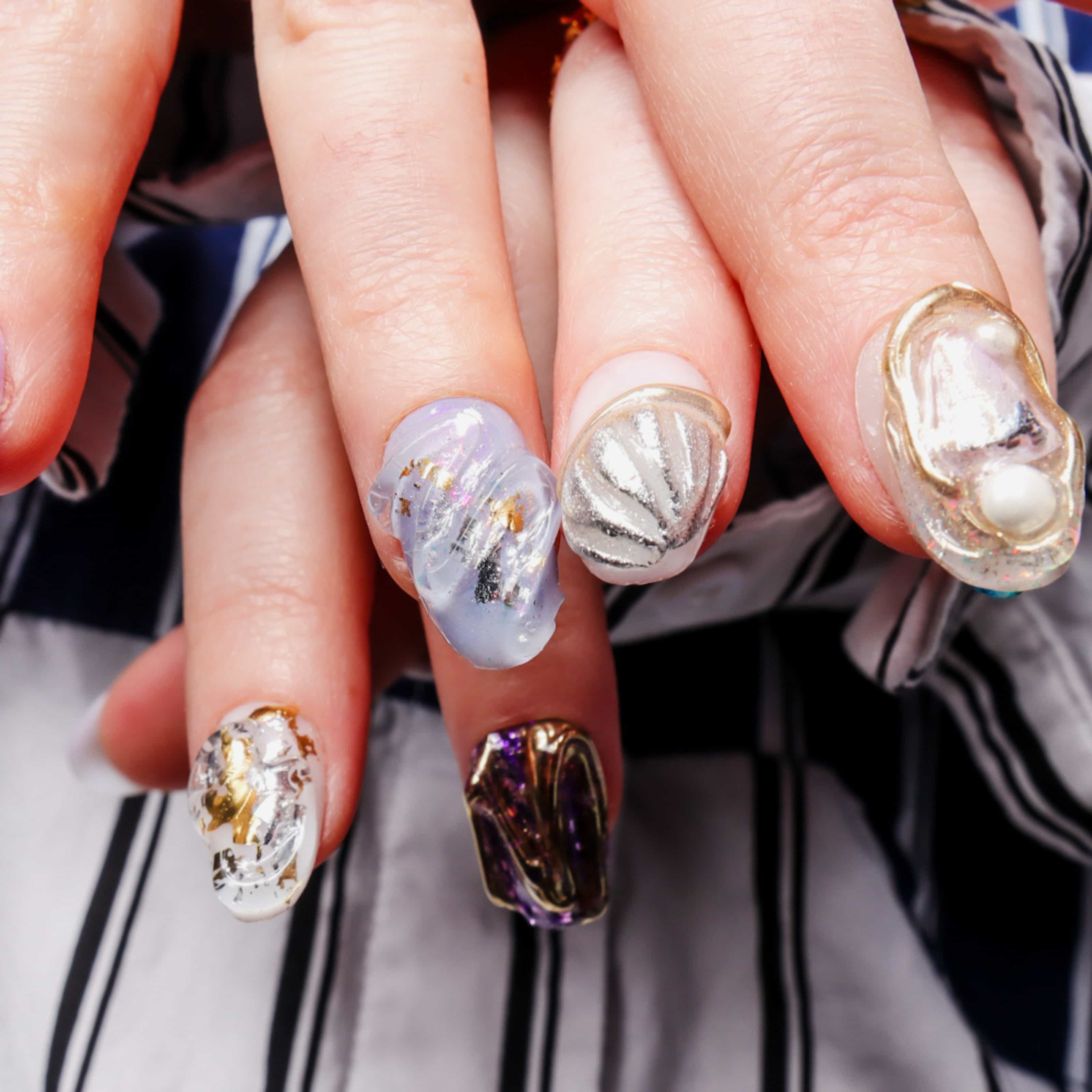 Maximalist nails. Reusable nail extensions. 