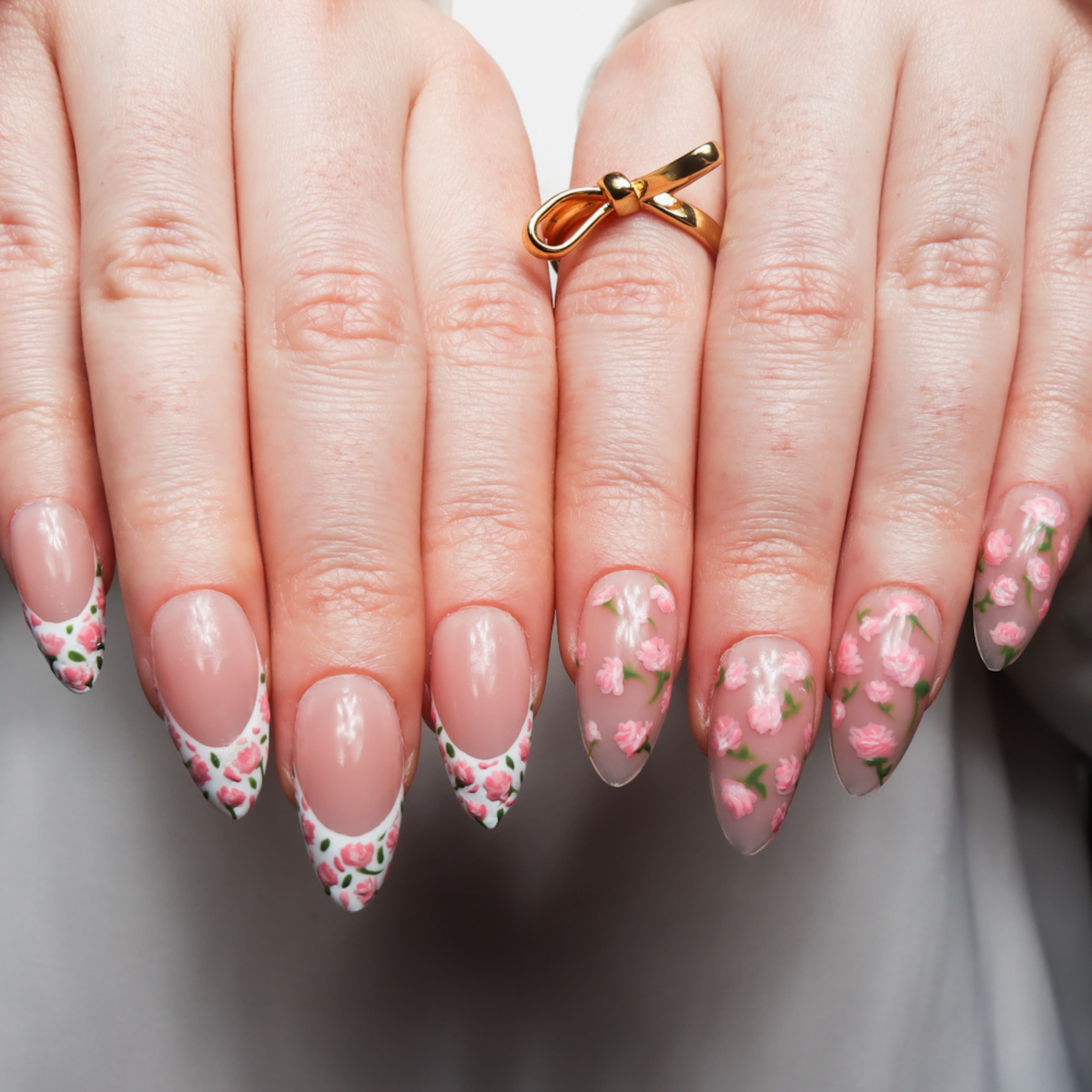 Cottage roses nails. Floral nails. Reusable nail extensions. Long almond nails. 