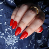 Red color nais. Red carpet nails. Reusable nail extensions. 