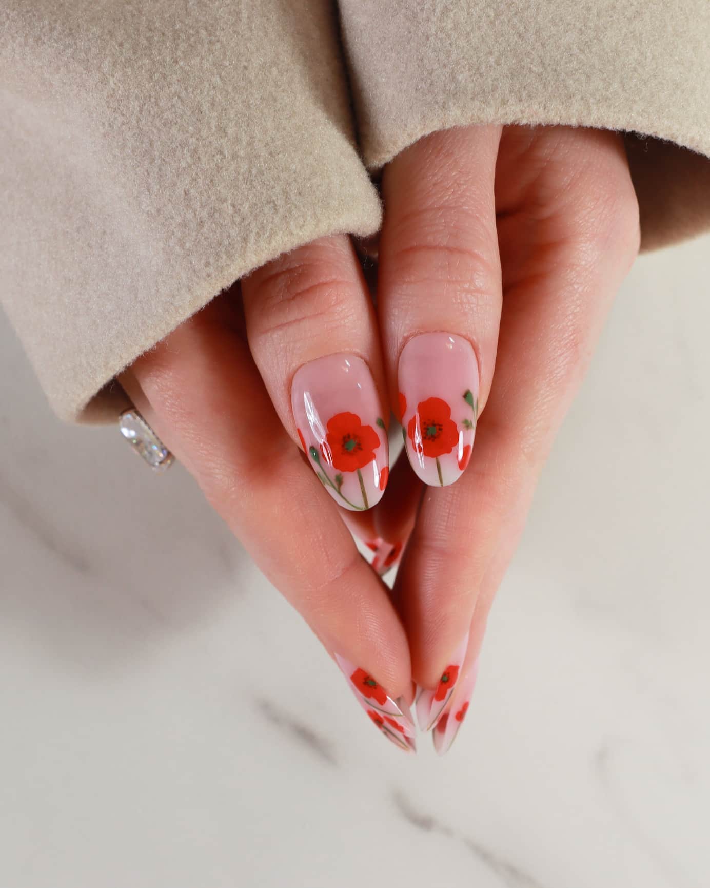 red poppy flowers nails