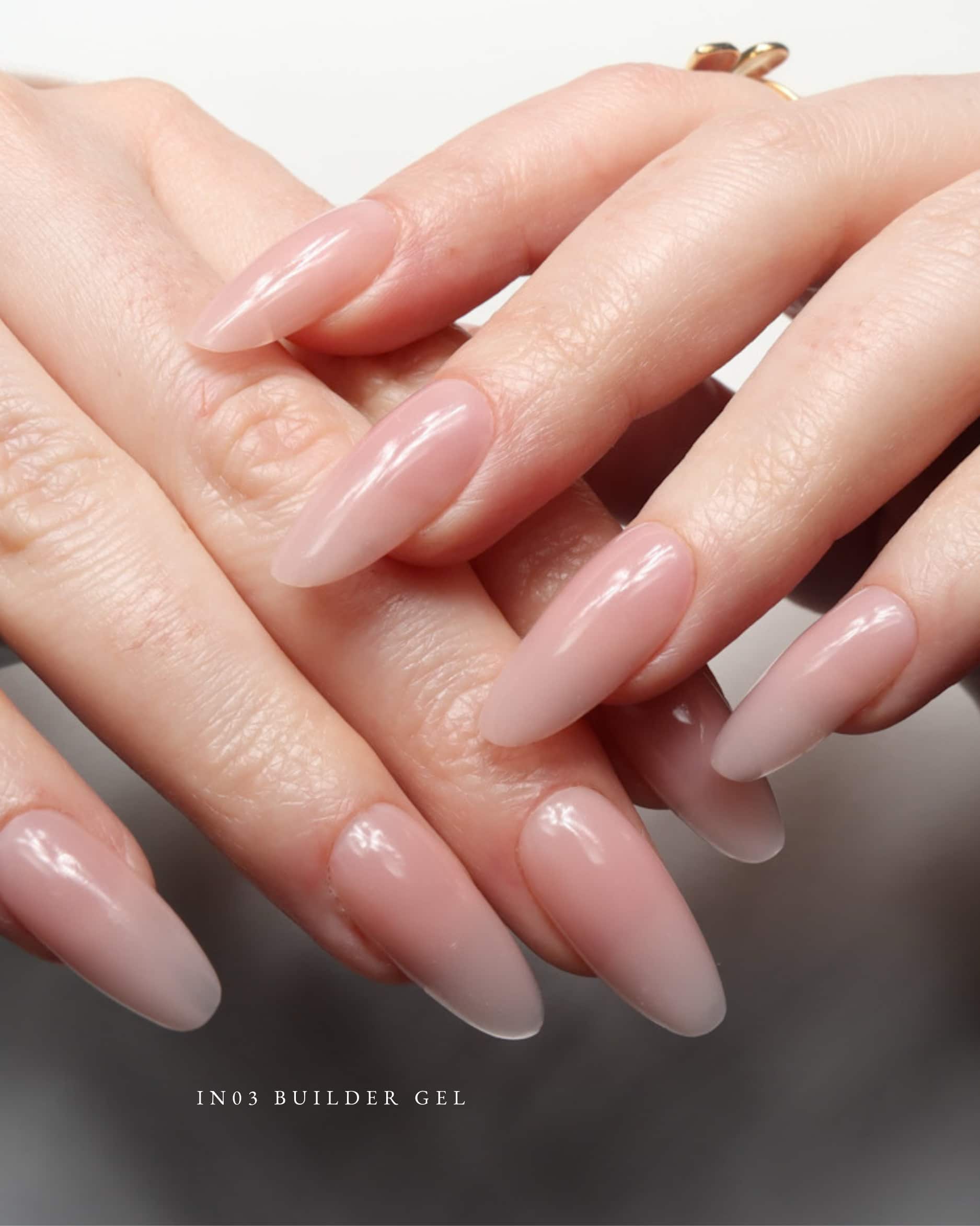 Clean girl manicure. Clean girl nails. Minimalist nails. Reusable nail extensions. 