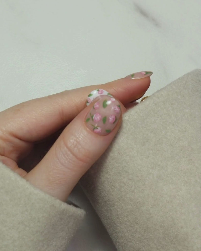 Fall florals nail art. Mismatched manicure. Reusable nail extensions. 